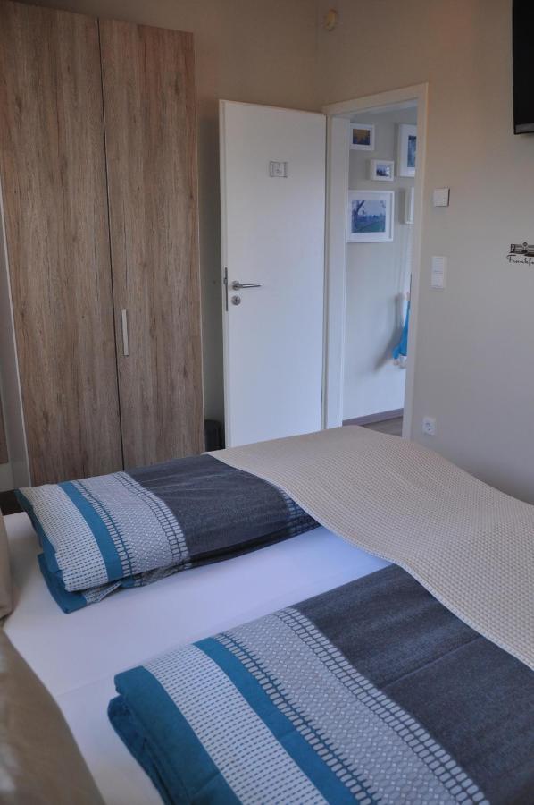 Frankfurt Bed & Breakfast Frankfurt am Main Buitenkant foto