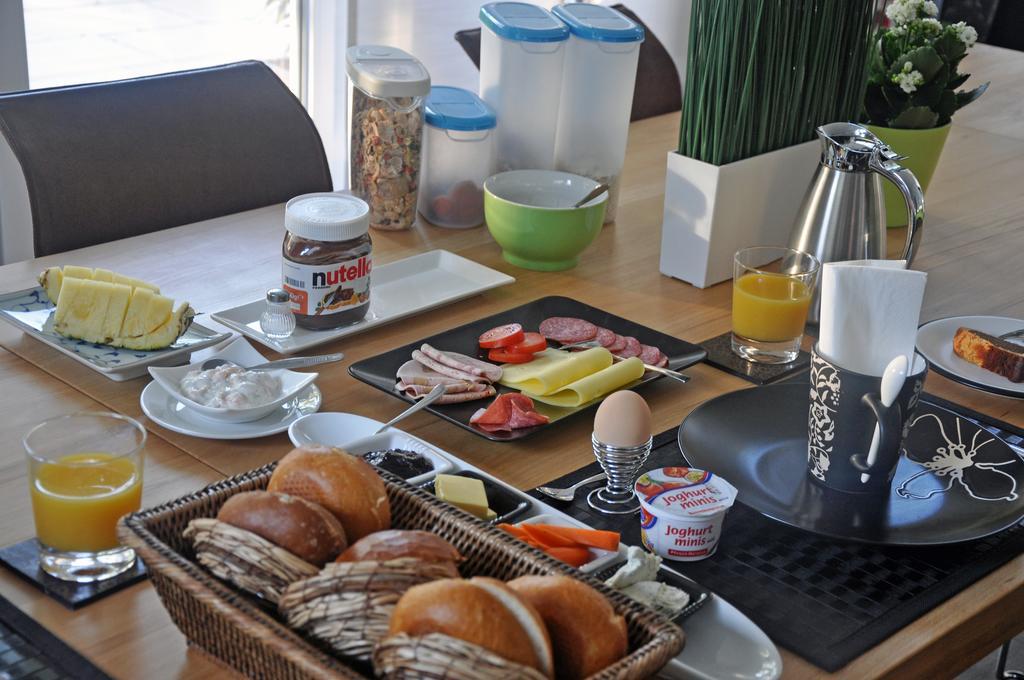 Frankfurt Bed & Breakfast Frankfurt am Main Buitenkant foto