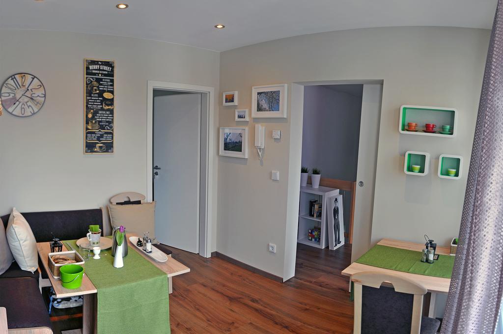 Frankfurt Bed & Breakfast Frankfurt am Main Buitenkant foto