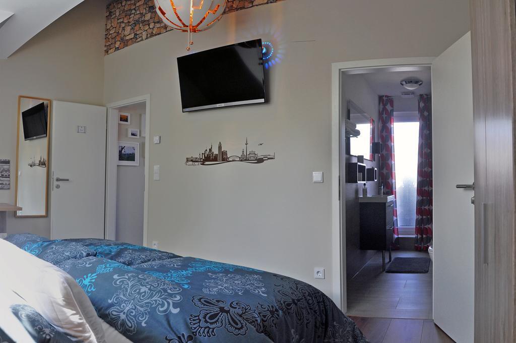 Frankfurt Bed & Breakfast Frankfurt am Main Buitenkant foto